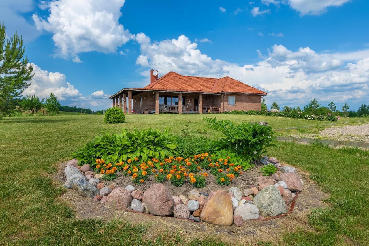 Prie Traku Villa Petkeniskes Екстериор снимка